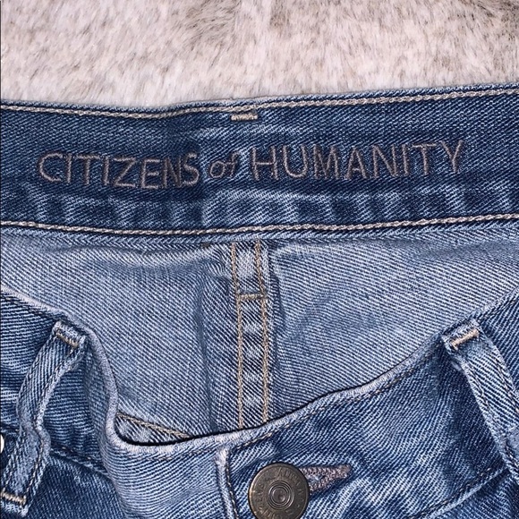 Citizens of Humanity Cropped Boyfriend Jeans - Picture 3 of 5